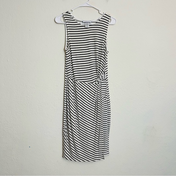 Gilli EST 2008 Sleeveless Striped Midi Dress Size M Black/White Soft Stretch - Picture 1 of 8